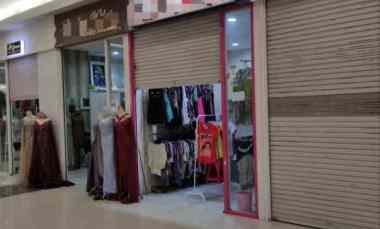 Toko di Royal Plaza Lantai G