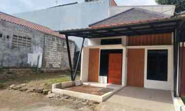 Rumah Dijual di Jalan Harjamukti Cibubur Timur Jakarta