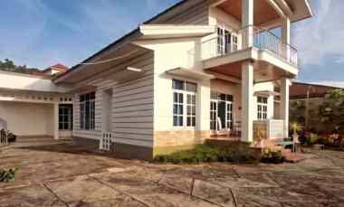 Vila Diudara Sejuk Tawangmangu