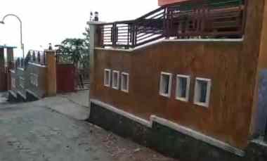 Villa 1m an di Padusan Pacet Mojokerto