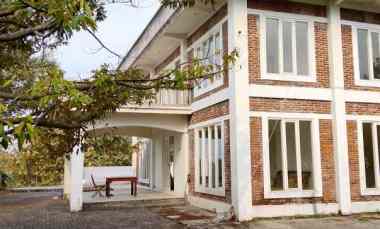 Villa dan Kebun Durian