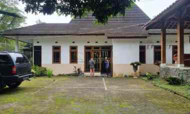 Villa Dijual Cepat Depan Heha Forest Pakem