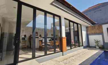 villa istimewa view pedesaan disewakan