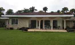 Dijual Villa Bagus dan Asri Full Furnish di Cipanas Puncak Nego