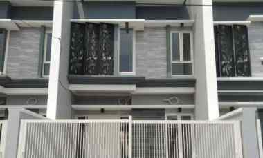 Wisma Mukti Siap Huni 2 Lantai dekat Galaxy Mall, Merr